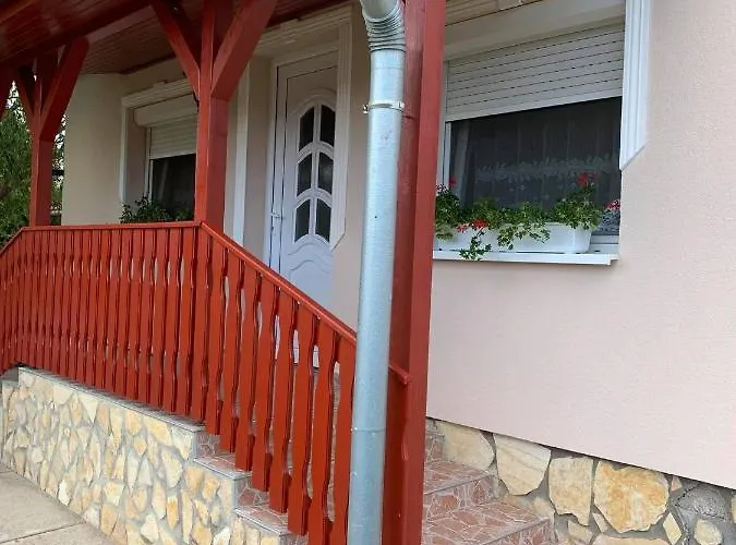 Magic Vendeghaz דירה *