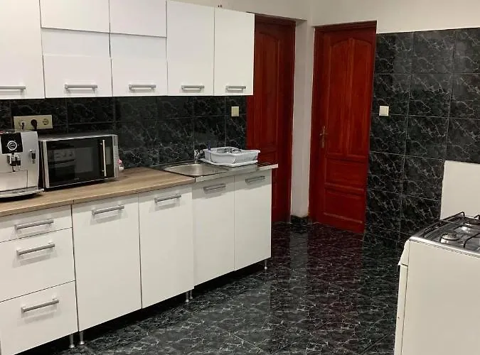 Magic Vendeghaz * Abádszalók