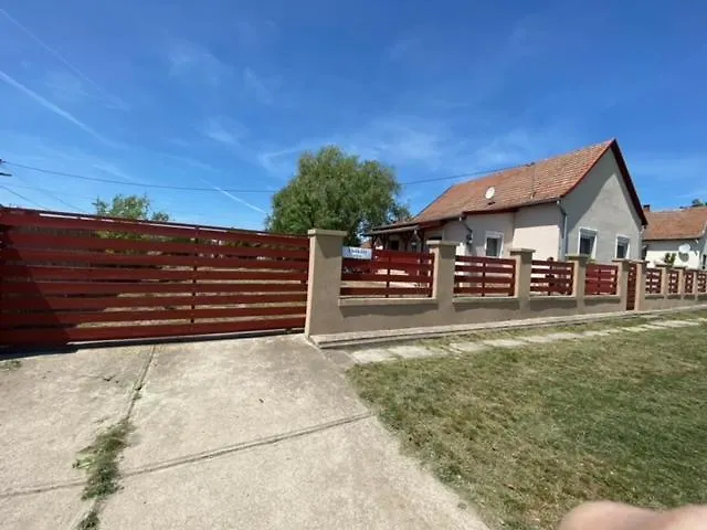 Magic Vendeghaz Apartmán Abádszalók